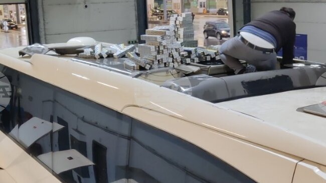 Над 67 000 къса контрабандни цигари са открити на граничния пункт „Капитан Андреево“ при проверка на автобус и камиони от Турция