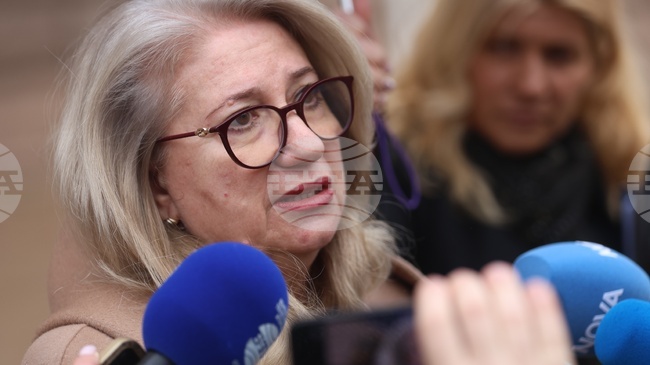 Туристическият бранш е готов да задържи цените на договорените пакети за летния сезон, заяви служебният министър на туризма Ирена Георгиева