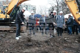 „Къща на децата“ - първа копка - програма „Развитие на регионите“