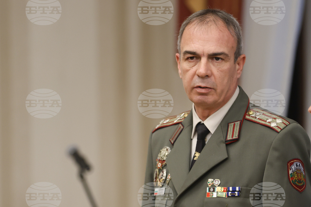 Президентство - полковник Атанас Георгиев - офицерско звание