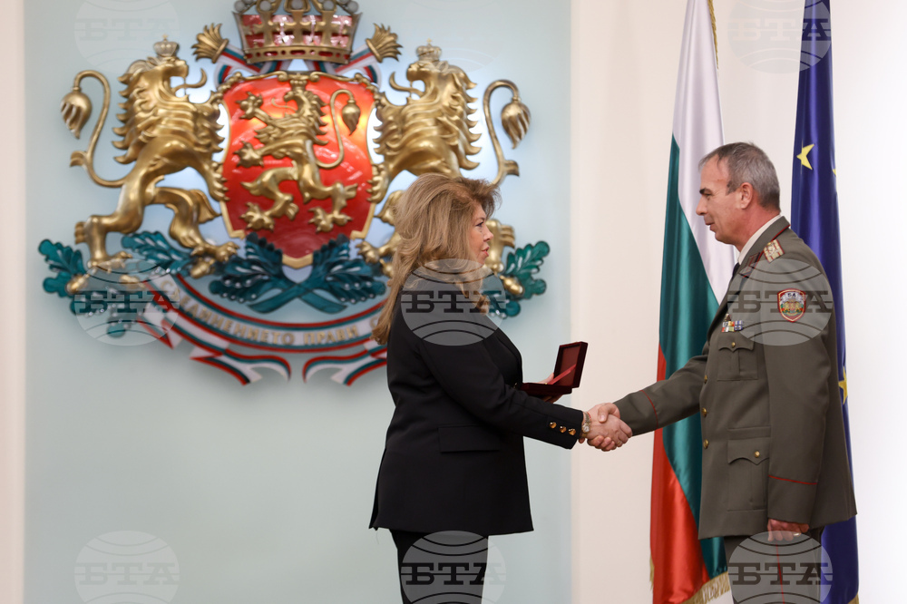 Президентство - полковник Атанас Георгиев - офицерско звание