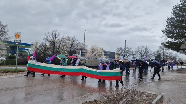 Окръжният съд в Търговище призна стачката на работещите в „ТЕРЕМ – Хан Крум“ ЕООД от април за незаконна