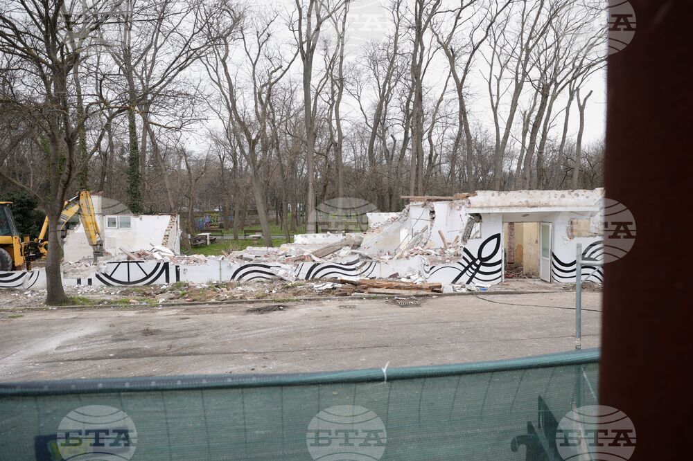 Бургас - Графична база „Тодор Атанасов“ - ремонт