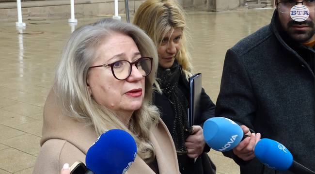 Туристическият бранш е готов да задържи цените на договорените пакети за летния сезон, заяви служебният министър на туризма Ирена Георгиева