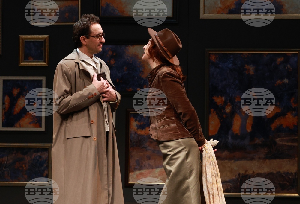 Русе - „Месец на село“ - театрална премиера