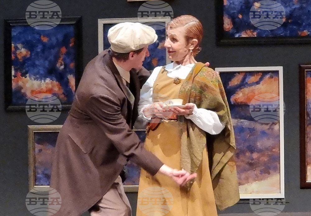 Русе - „Месец на село“ - театрална премиера