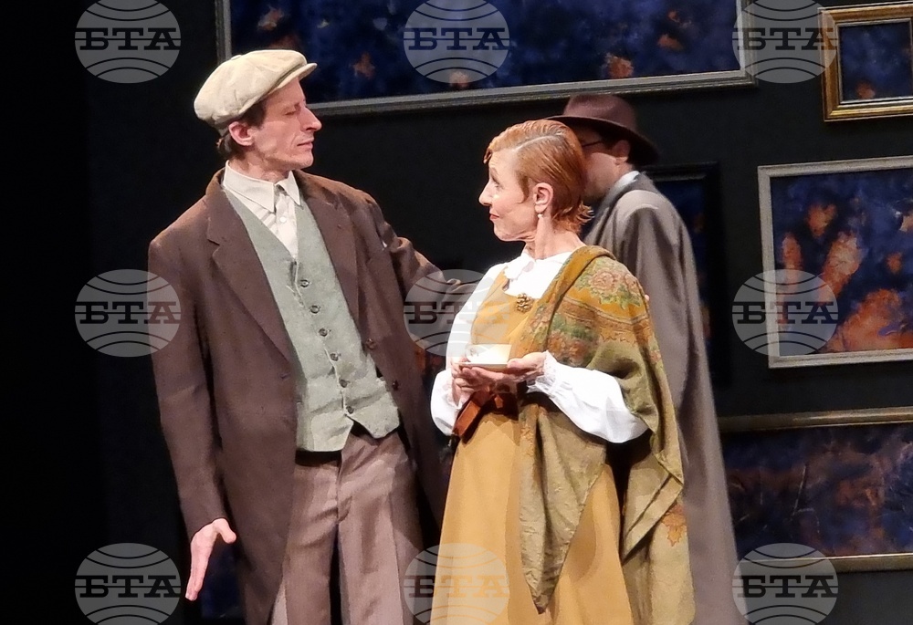 Русе - „Месец на село“ - театрална премиера