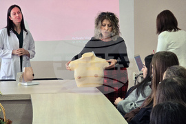 Кърджали - „Училище за женско здраве и бъдещи родители“