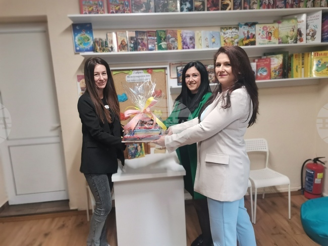 В програмата на „БСП – Обединена левица“ е заложена държавна помощ за българската книга и политика за българския език, каза Гергана Орманлиева