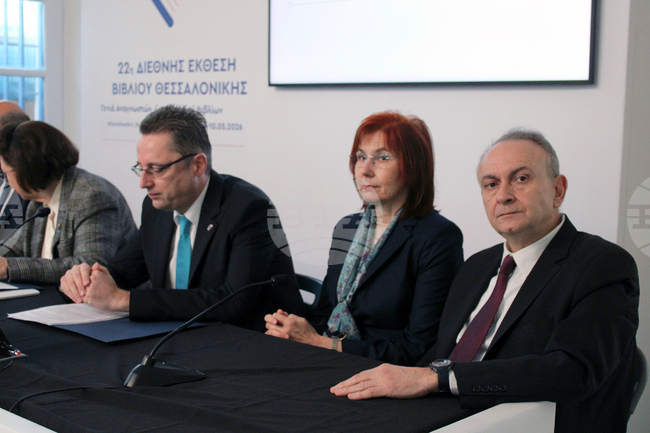 Младите поколения заслужават усилията ни да сближим България и Гърция във всяка област, каза посланик Валентин Порязов