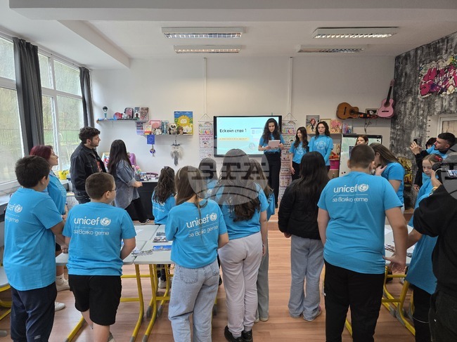 Свищов - УНИЦЕФ - посещение - СУ „Цветан Радославов“