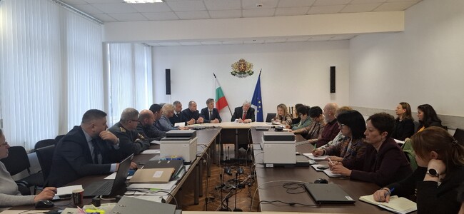 Работна среща на областния управител Марин Маринов за подготовката на парламентарните избори на територията на област Шумен