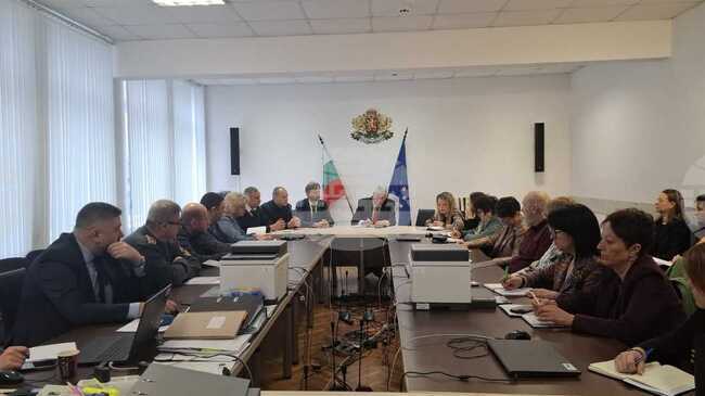 Областният управител на Шумен се срещна с представители на институциите, отговорни за подготовката и провеждането на изборите на 19 април