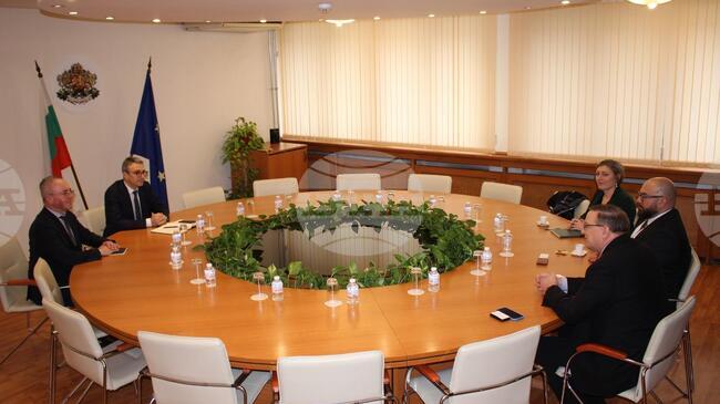 Energy Minister Traikov Asks for Faster Work on Westinghouse Project in Bulgaria