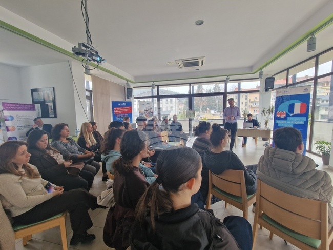 Образователен форум в Троян представи възможности за обучение и езикови ваканции в чужбина