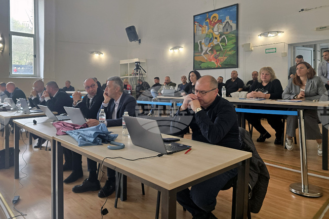 Кметът на община Петрич Димитър Бръчков е упълномощен да участва и гласува в предстоящо общо събрание на а фирмата по чистота и сметосъбиране