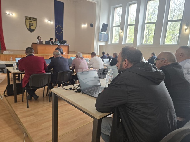 Общинският съвет в Петрич прие решение за определяне на месечните заплати на кмета на общината и кметовете на кметства