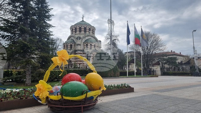 Концерт, творчески работилници и дефиле на лазарки са част от празничната програма за Великден в Плевен