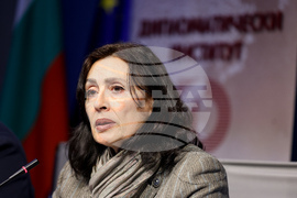 МВнР - Национален конкурс за приложно-изследователския проект - монография