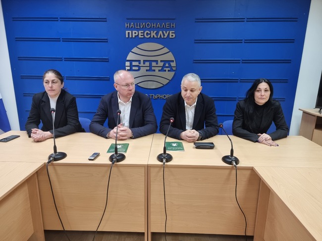 Пресконференция на евродепутата Станислав Стоянов, председател на партия „Европа на суверенните нации“ и депутата Ангел  Янчев от Възраждане