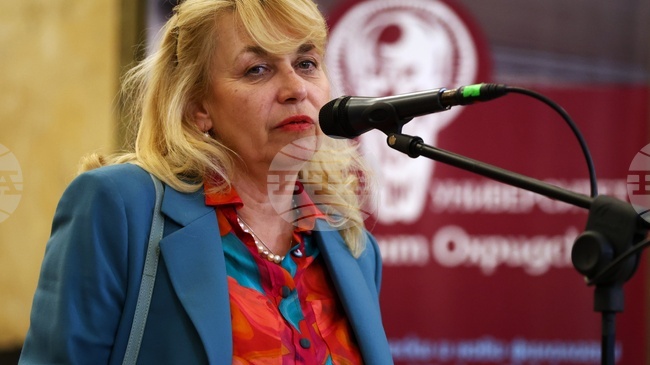  Кандидат-студентите имат голям интерес към психологията и това е световна тенденция, каза деканът на Философския факултет на СУ проф. Соня Карабельова 