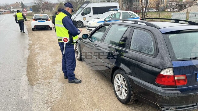 Общо осем души са задържани при специализирана полицейска операция във Видинско