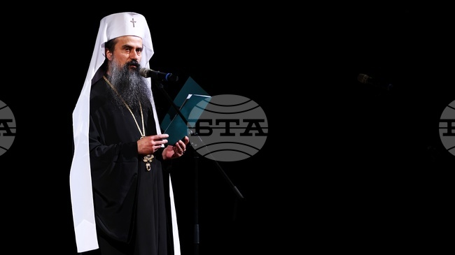 Личности от величината на Св. Йоан Рилски и отец Неофит Рилски са дар от Бога - чест и гордост за нашия народ, каза патриарх Даниил