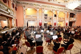 Симфониета "София" - ансамбъл "Филип Кутев" - концерт