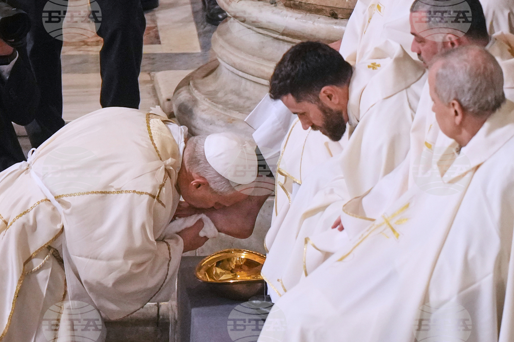 Italy Pope Holy Thursday
