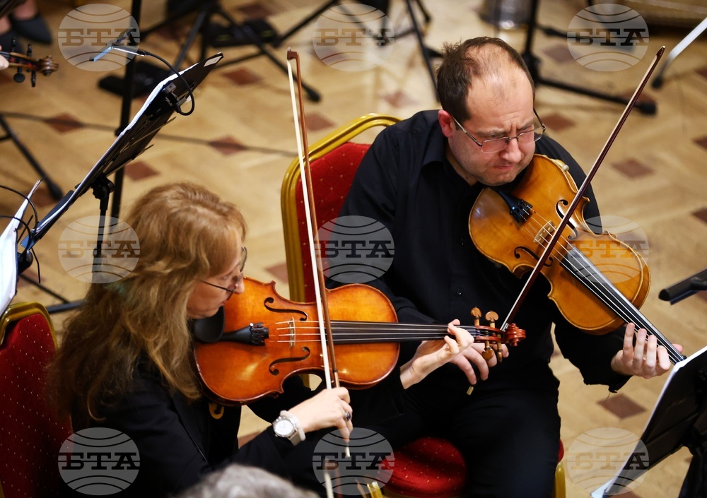 Симфониета "София" - ансамбъл "Филип Кутев" - концерт