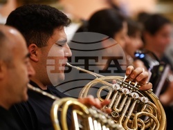 Симфониета "София" - ансамбъл "Филип Кутев" - концерт