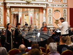 Симфониета "София" - ансамбъл "Филип Кутев" - концерт