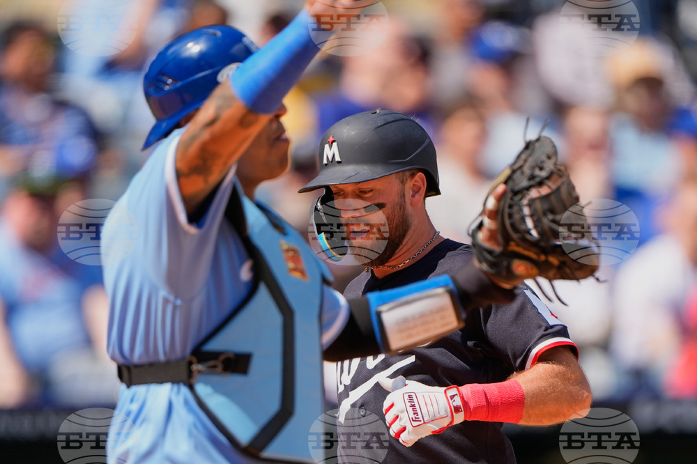 Twins Royals Baseball