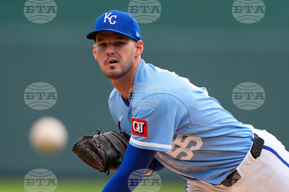 Twins Royals Baseball