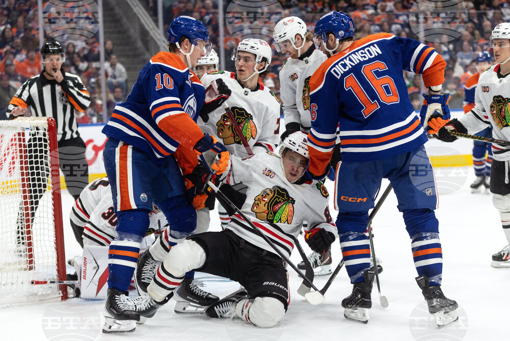 Blackhawks Oilers Hockey
