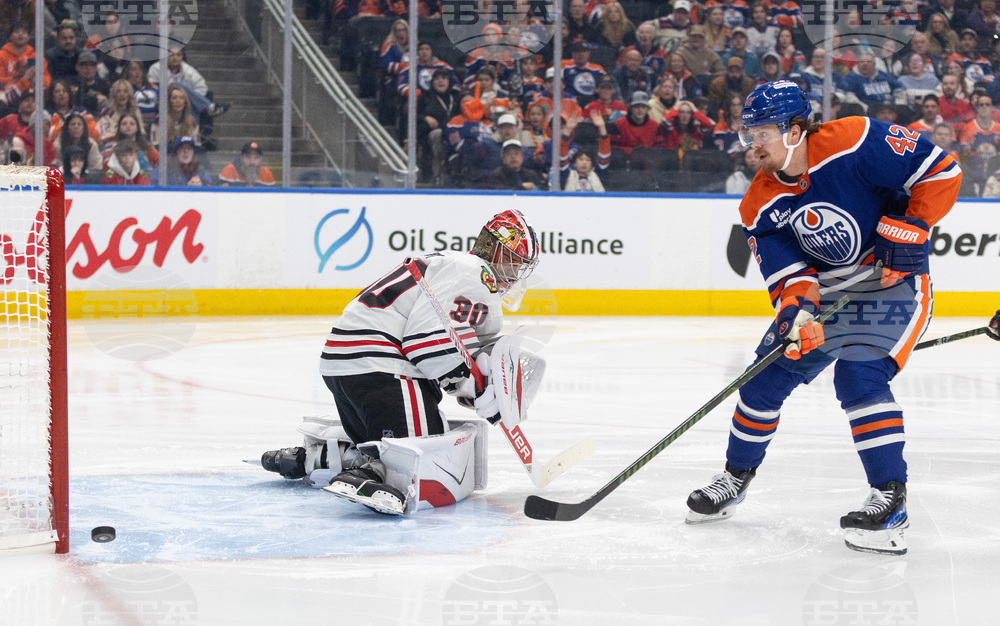 Blackhawks Oilers Hockey