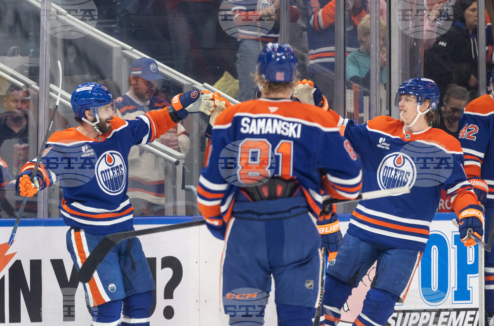 Blackhawks Oilers Hockey