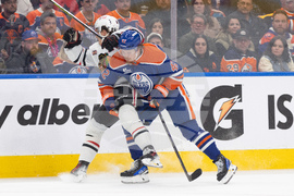 Blackhawks Oilers Hockey