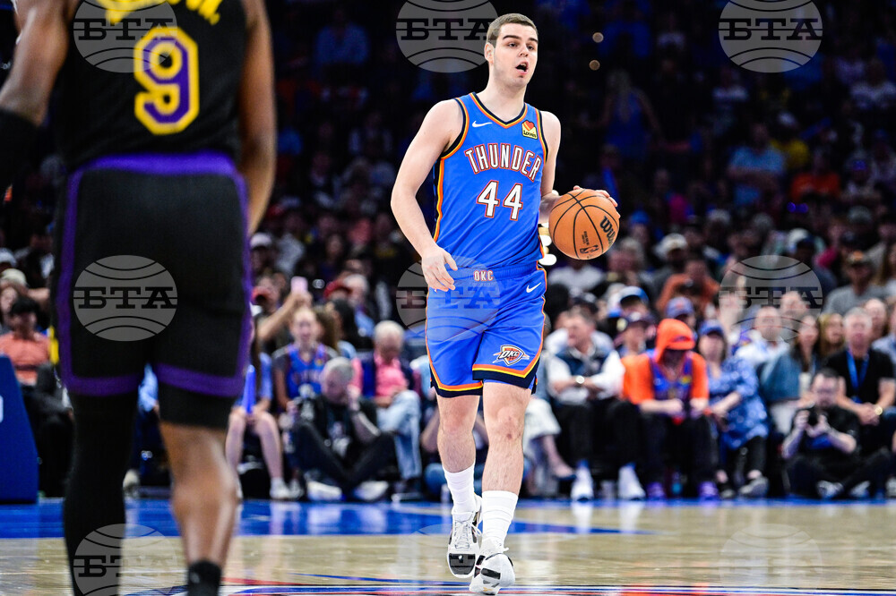 Lakers Thunder Basketball