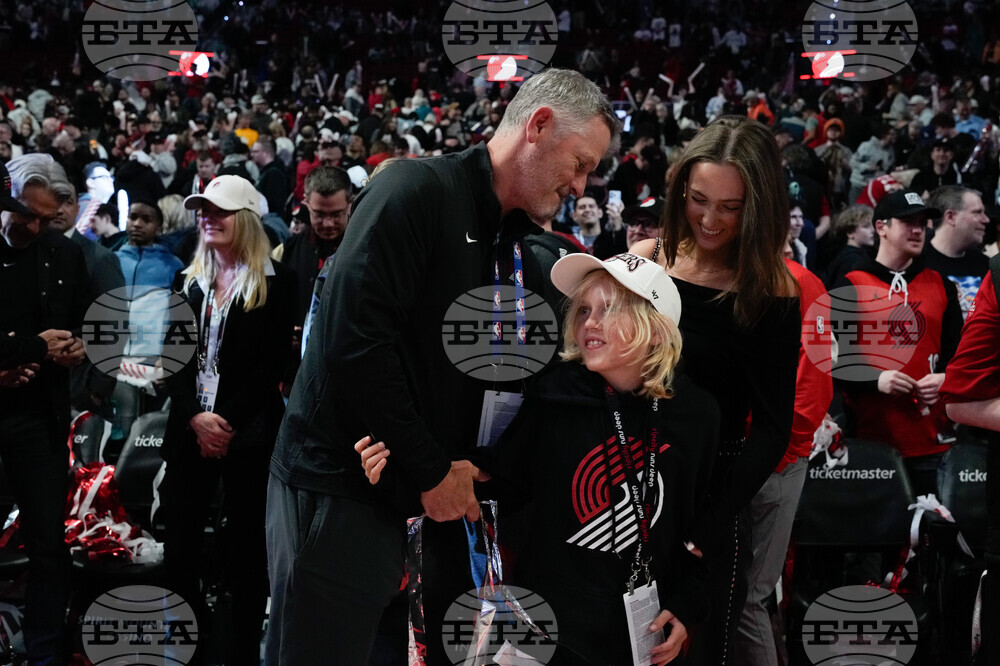 Pelicans Trail Blazers Basketball