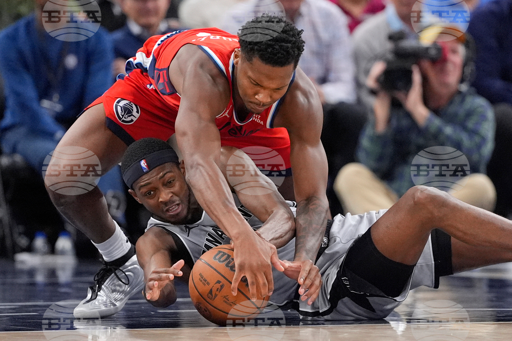 Spurs Clippers Basketball