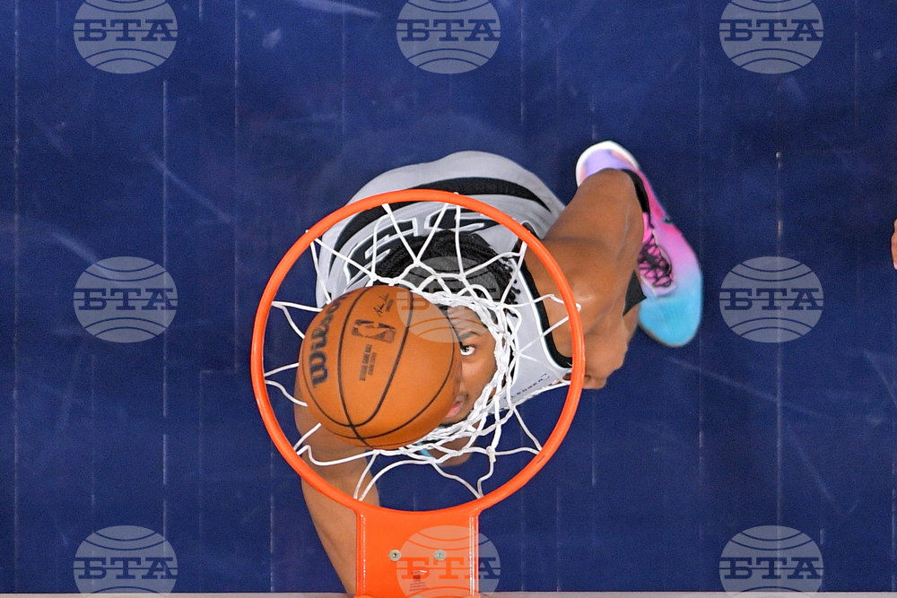 Spurs Clippers Basketball