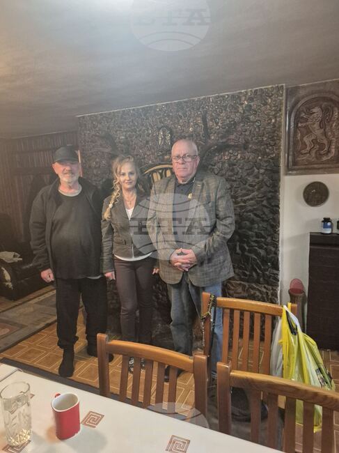 Водачът на листата на коалиция „Трети март" в Старозагорско Боянка Янкова и Иво Папазов - Ибряма обсъдиха проблемите в българската култура 