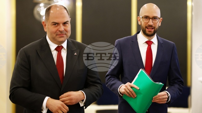 Бюджет 2026 ще изисква вземането на трудни решения, за да не изгуби България добрата си фискална позиция, каза служебният министър на финансите 