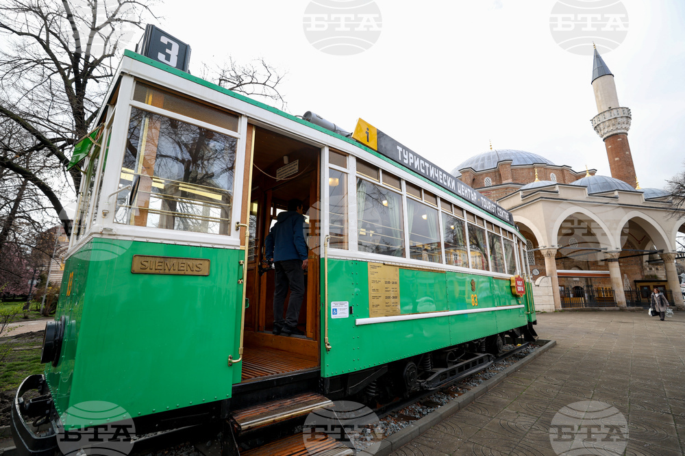 125 години електротранспорт в София - пощенско-филателно издание