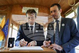 125 години електротранспорт в София - пощенско-филателно издание