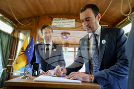 125 години електротранспорт в София - пощенско-филателно издание