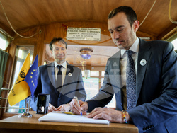 125 години електротранспорт в София - пощенско-филателно издание