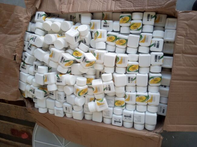 Агенция „Митници“: Митнически служители задържаха голямо количество сексуални стимуланти в товарен автомобил