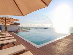 Курортен комплекс Златни пясъци – хотел „Грифид Енканто Бийч“